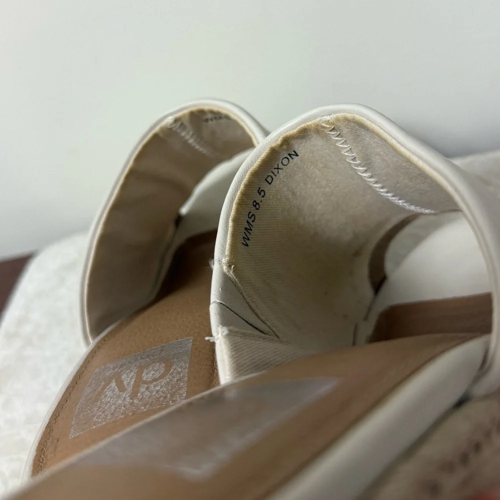 DV By Dolce Vita Dixon Wedge Sandal In White Size 8.5 Beach Resortwear